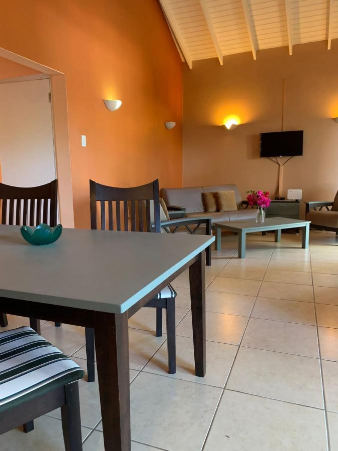 Centrally Located Spacious Apartment Willemstad Exterior foto
